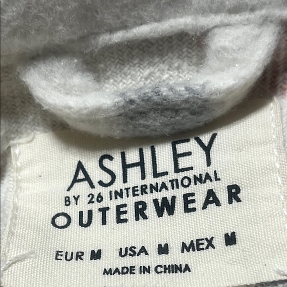 ASHLEY BY 26 INTERNATIONAL OUTERWEAR, GRAY PINK WHITE, FLANNEL,JACKET SIZE M - Picture 3 of 9
